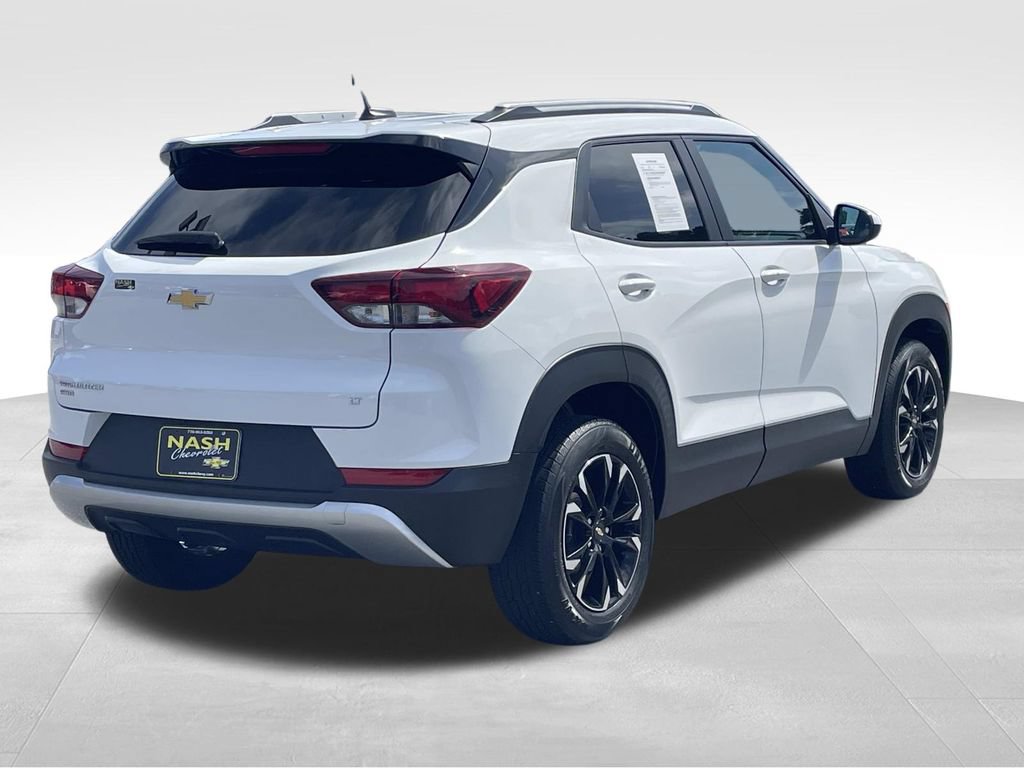 Used 2023 Chevrolet TrailBlazer LT AWD/4WD image 3