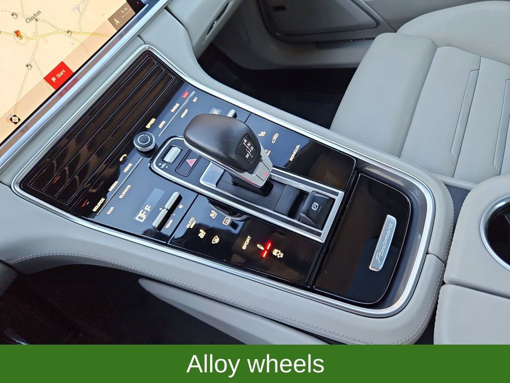 Used 2018 Porsche Panamera image 19