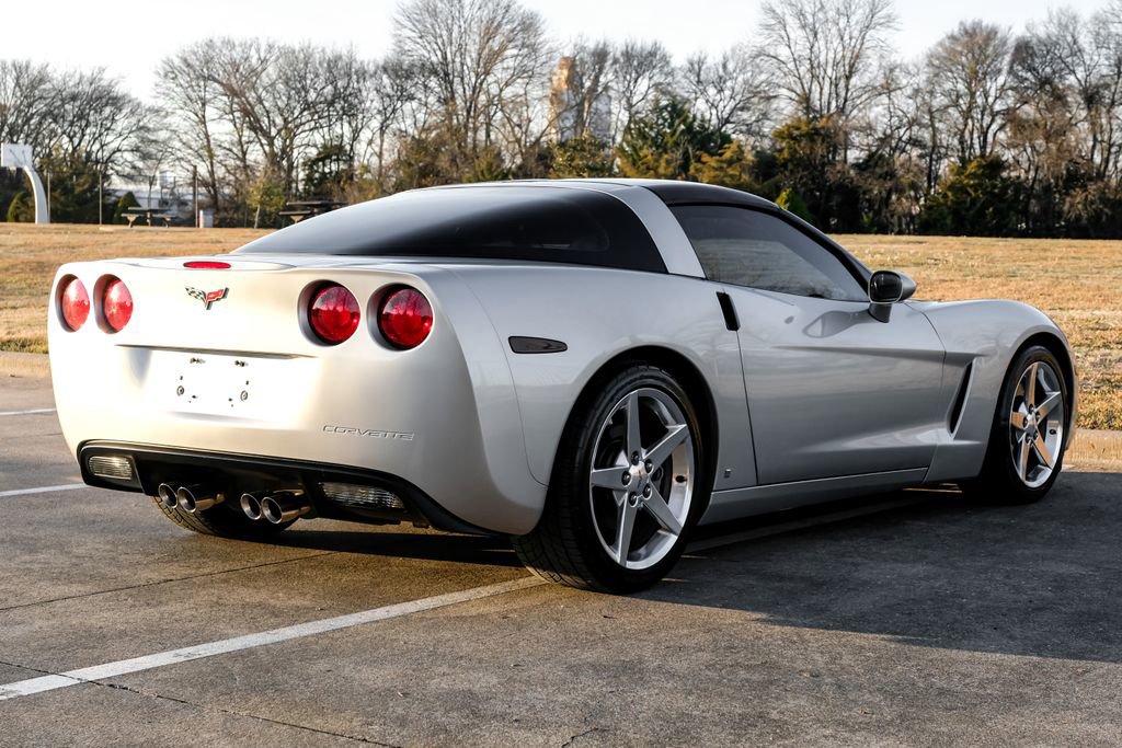 Used 2006 Chevrolet Corvette Coupe w/ Preferred Equipment Group image 13