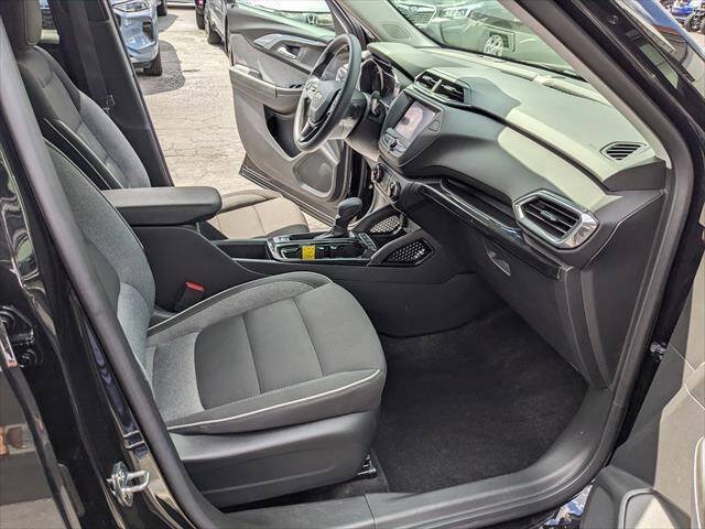 Used 2023 Chevrolet TrailBlazer LT AWD/4WD image 17