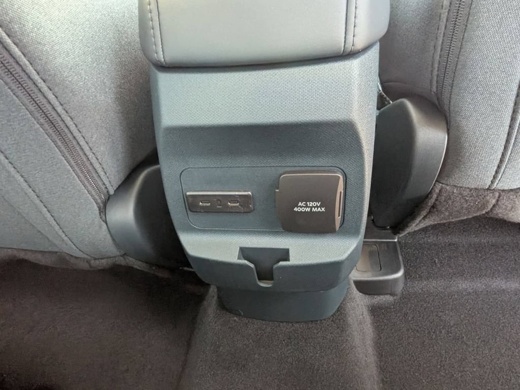 New 2026 Ford Maverick XLT w/ XLT Luxury Package FWD image 17