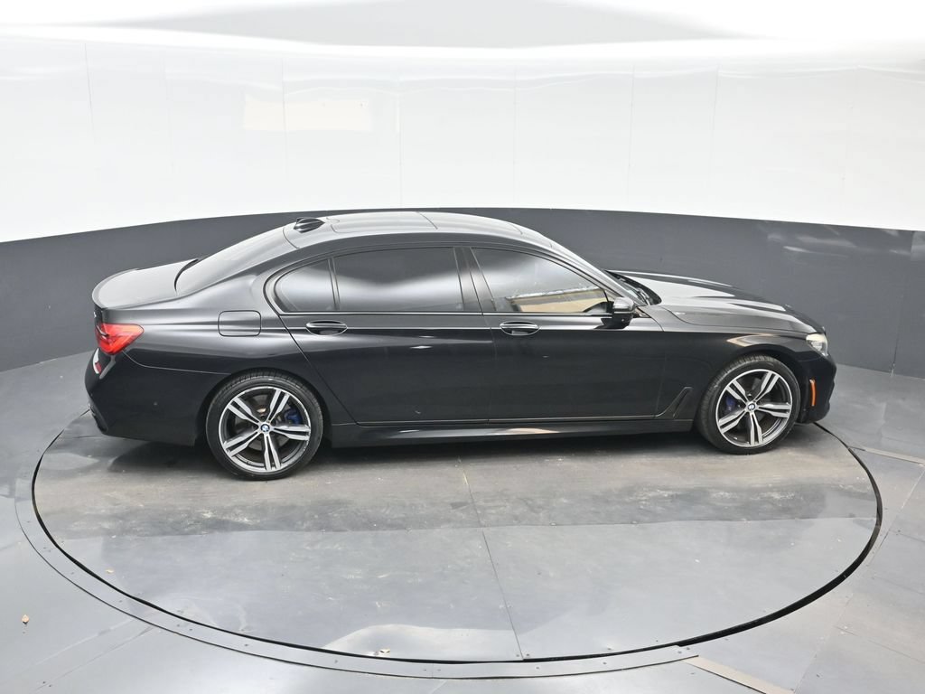 Used 2019 BMW 740i w/ M Sport Package RWD image 22