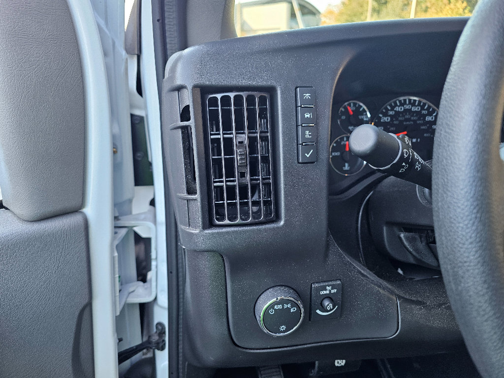 New 2025 GMC Savana 3500 w/ Power Convenience Package RWD image 26