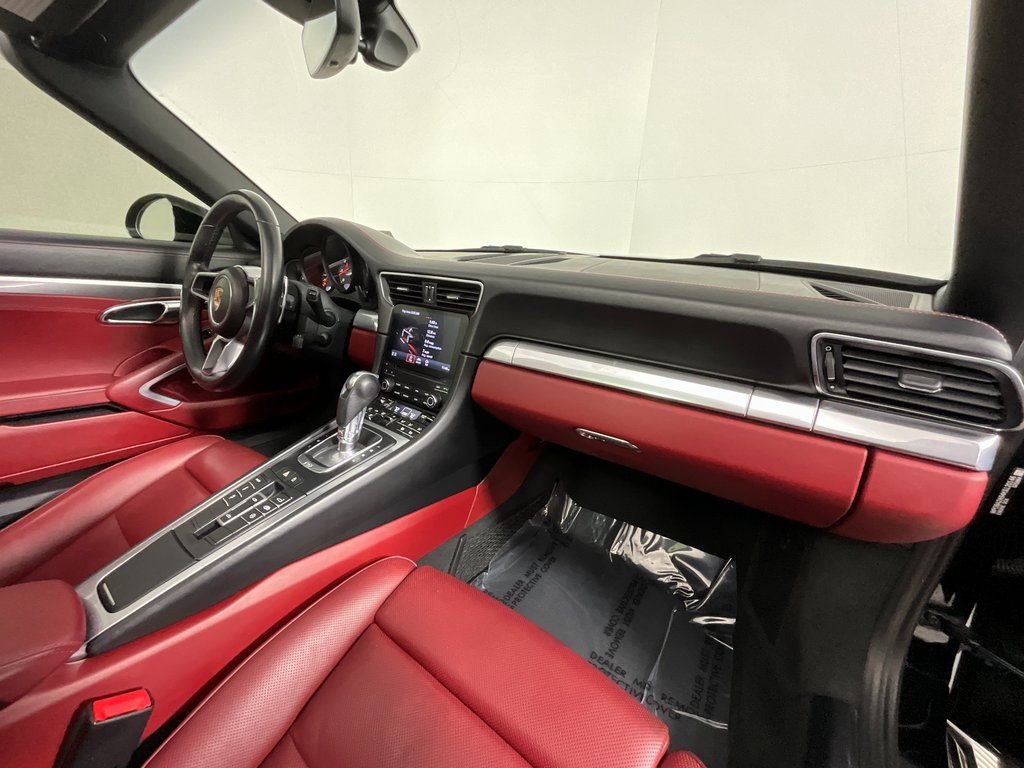 Used 2019 Porsche 911 Targa 4 image 20
