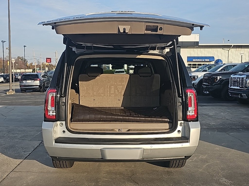 Used 2019 GMC Yukon XL SLT w/ Open Road Package image 6