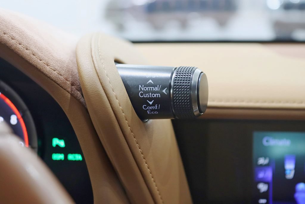 Used 2018 Lexus LC 500 Coupe RWD image 18