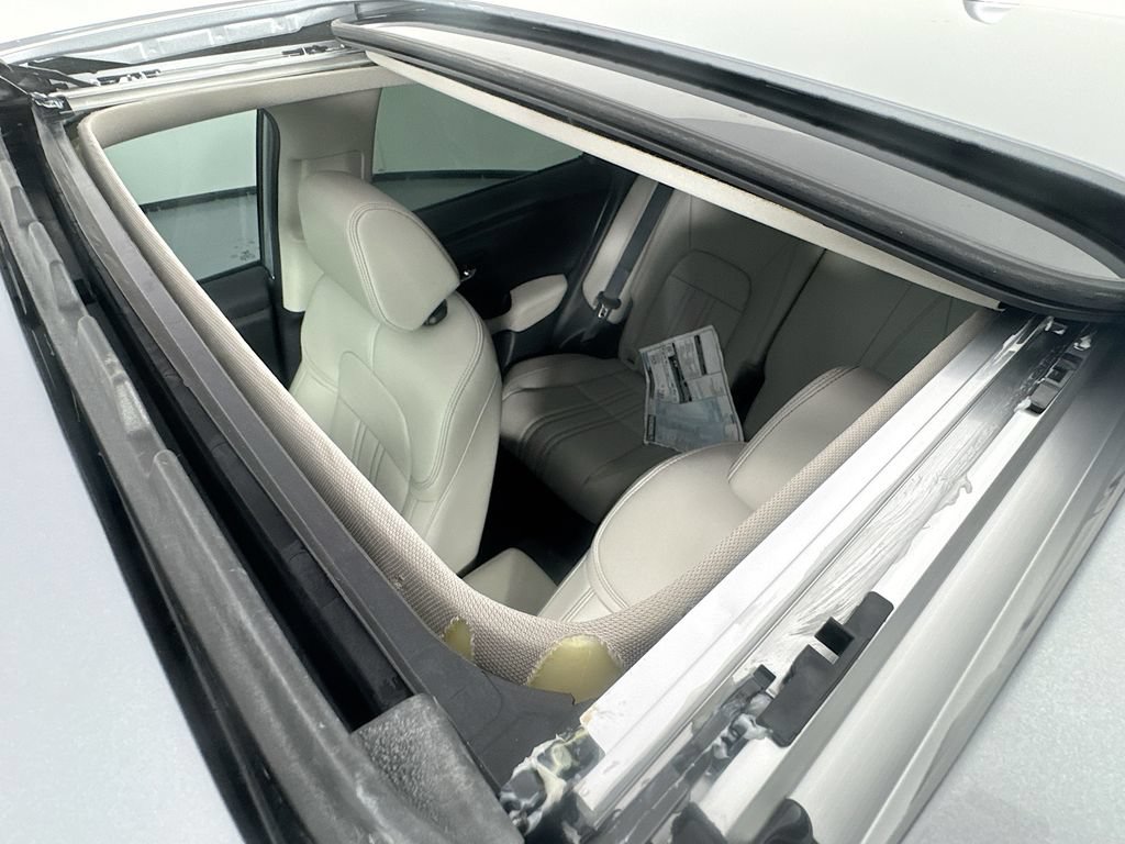 New 2027 Honda HR-V EX-L image 10