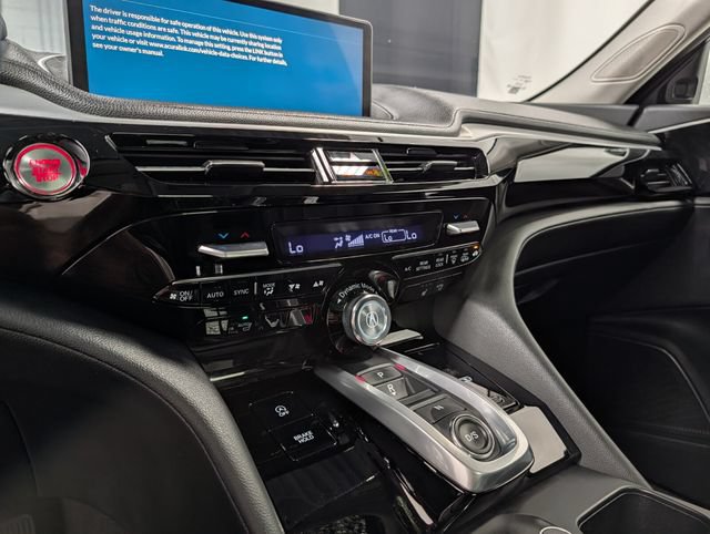 Used 2023 Acura MDX SH-AWD image 23