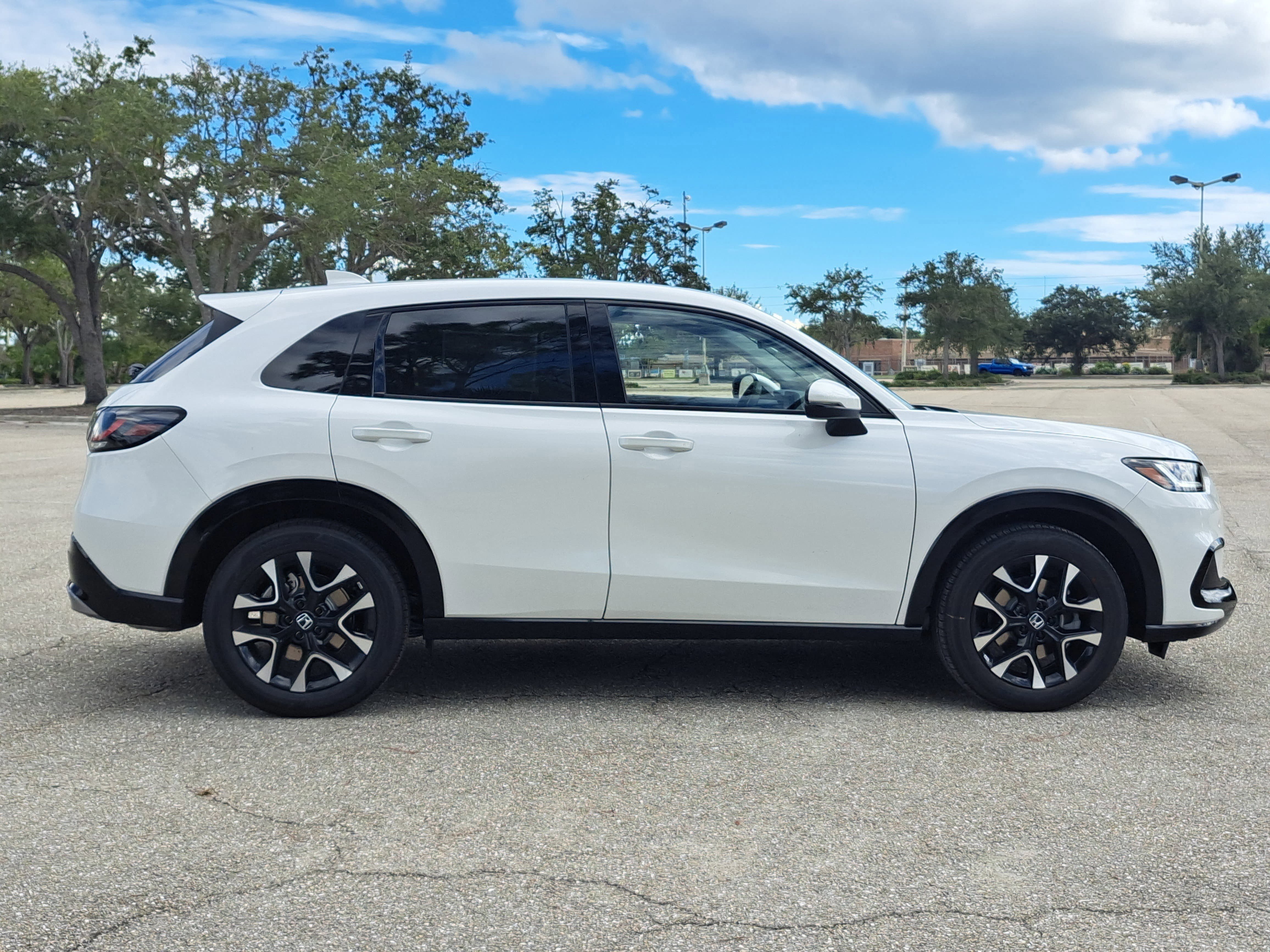 New 2027 Honda HR-V EX-L image 5