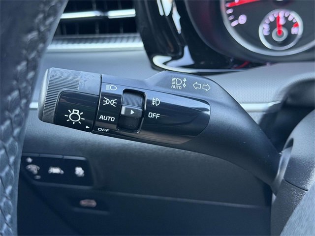 Used 2022 Kia K5 GT-Line image 10