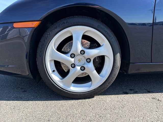 Used 2003 Porsche 911 Carrera RWD image 24