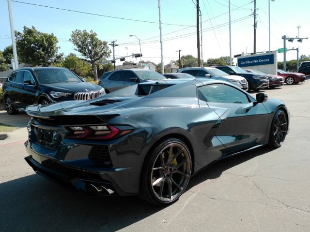 Used 2021 Chevrolet Corvette Stingray Convertible w/ Z51 Performance Package RWD image 10