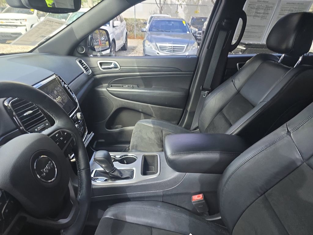 Used 2019 Jeep Grand Cherokee Altitude image 9