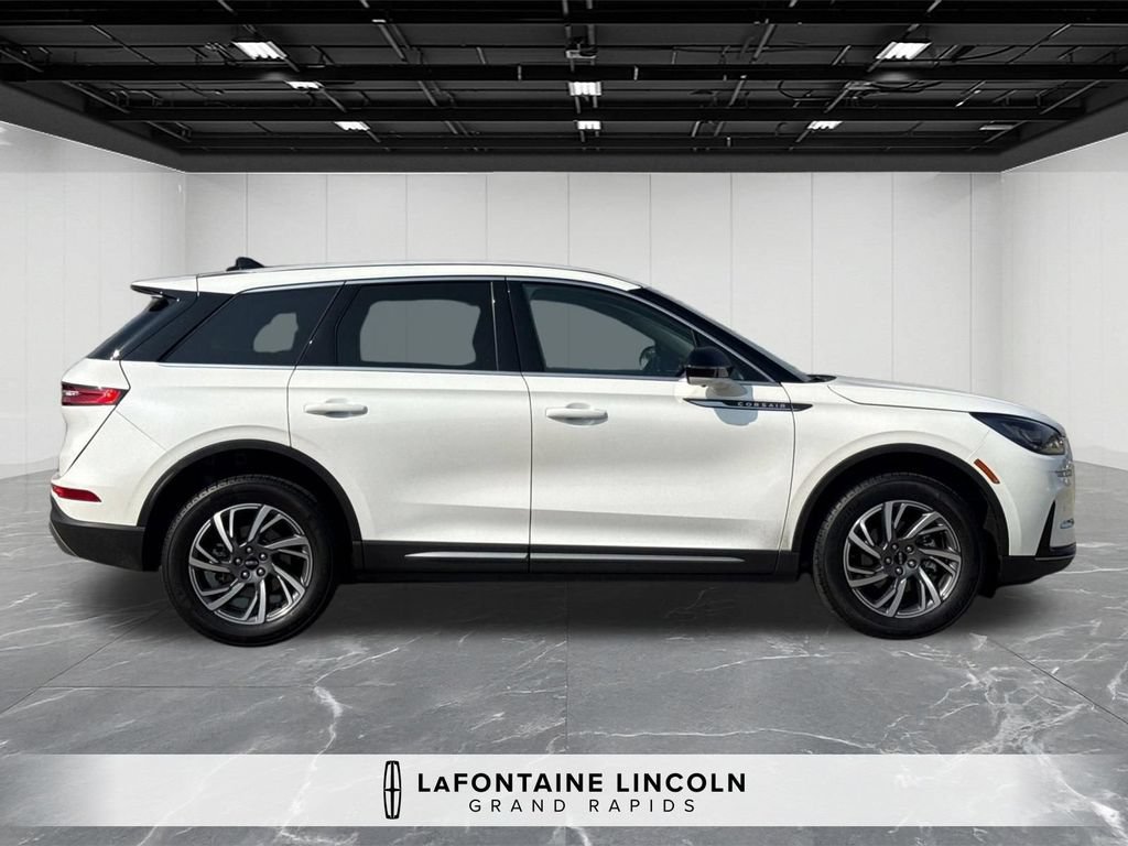 Certified 2024 Lincoln Corsair AWD w/ Equipment Group 101A image 6