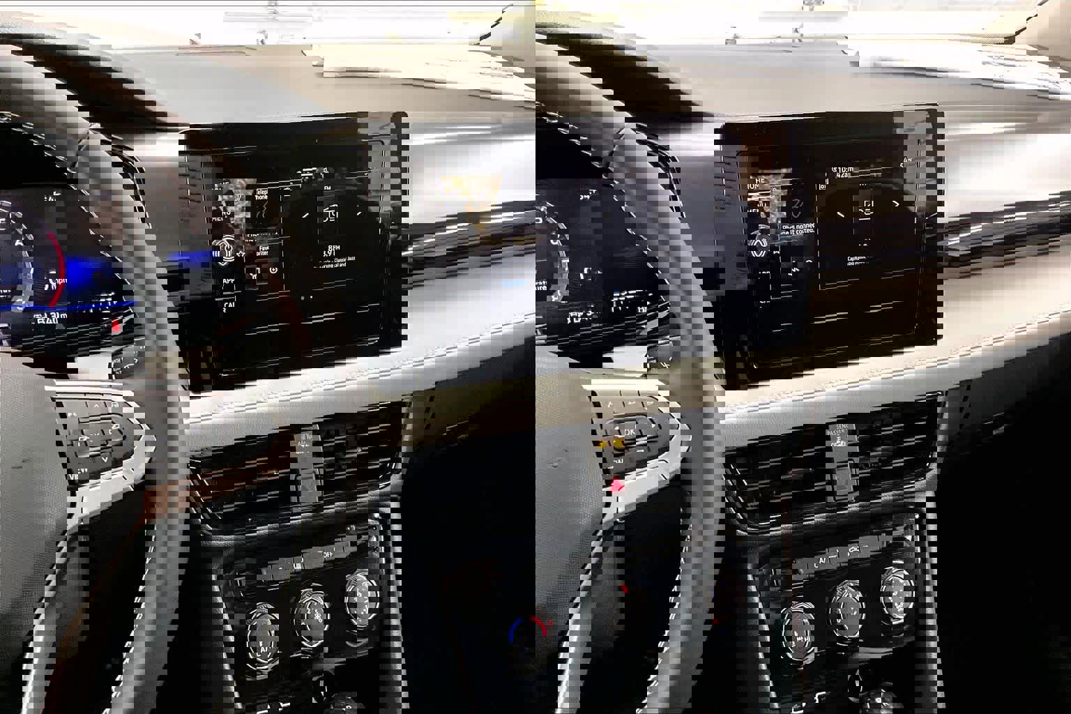 New 2026 Volkswagen Taos S image 9