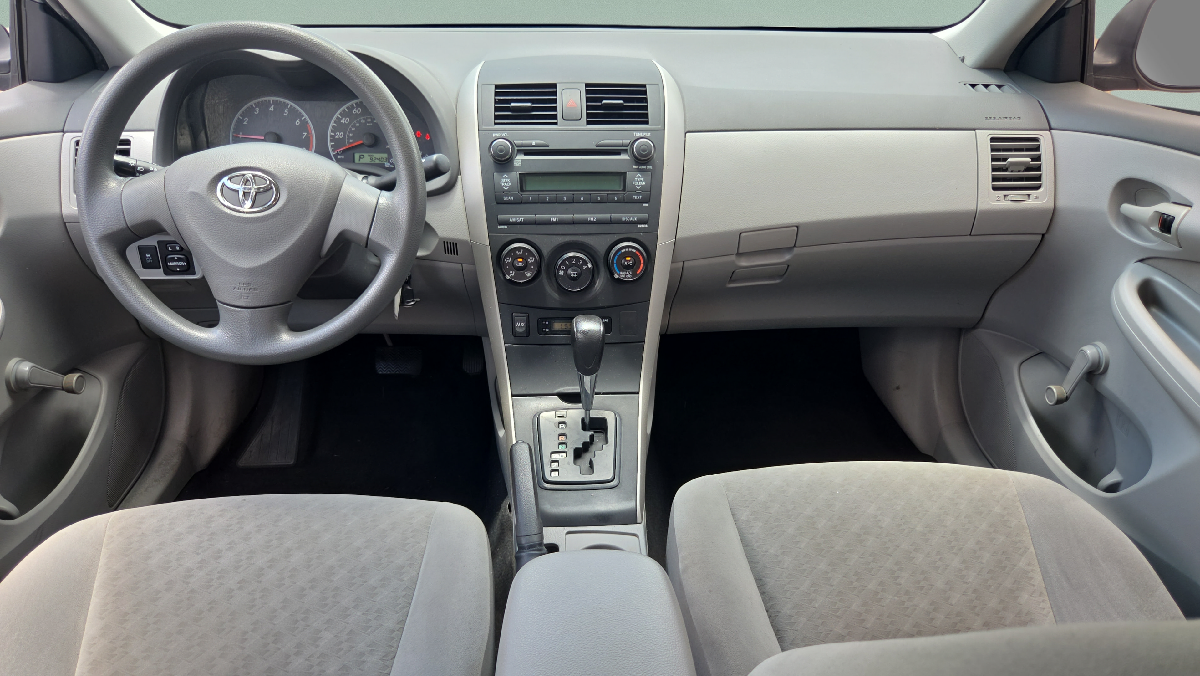 Used 2010 Toyota Corolla LE FWD image 12
