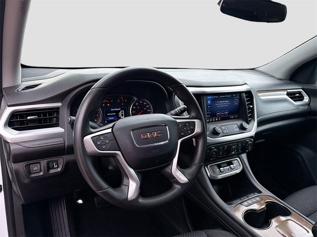 Used 2021 GMC Acadia SLE image 10