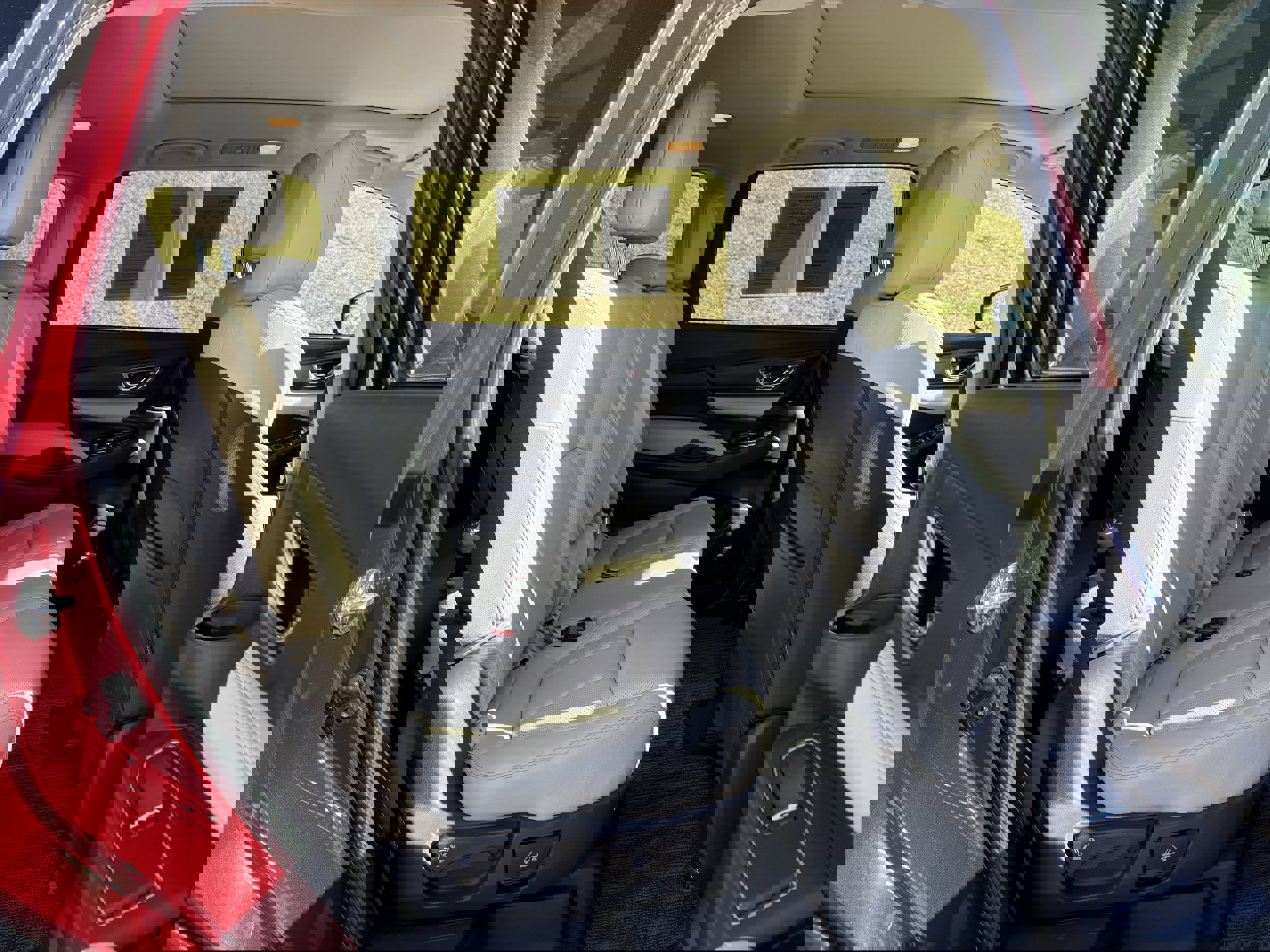 Certified 2024 Subaru Ascent Limited w/ Technology Package image 29