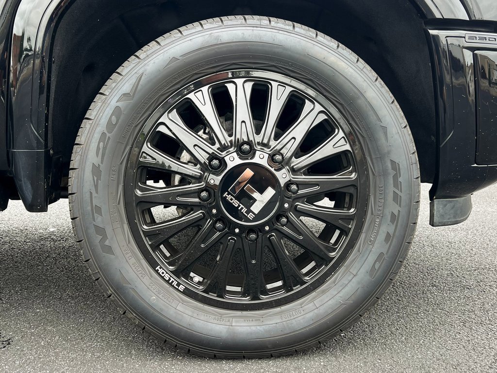 Used 2024 GMC Sierra 3500 Denali Ultimate image 20