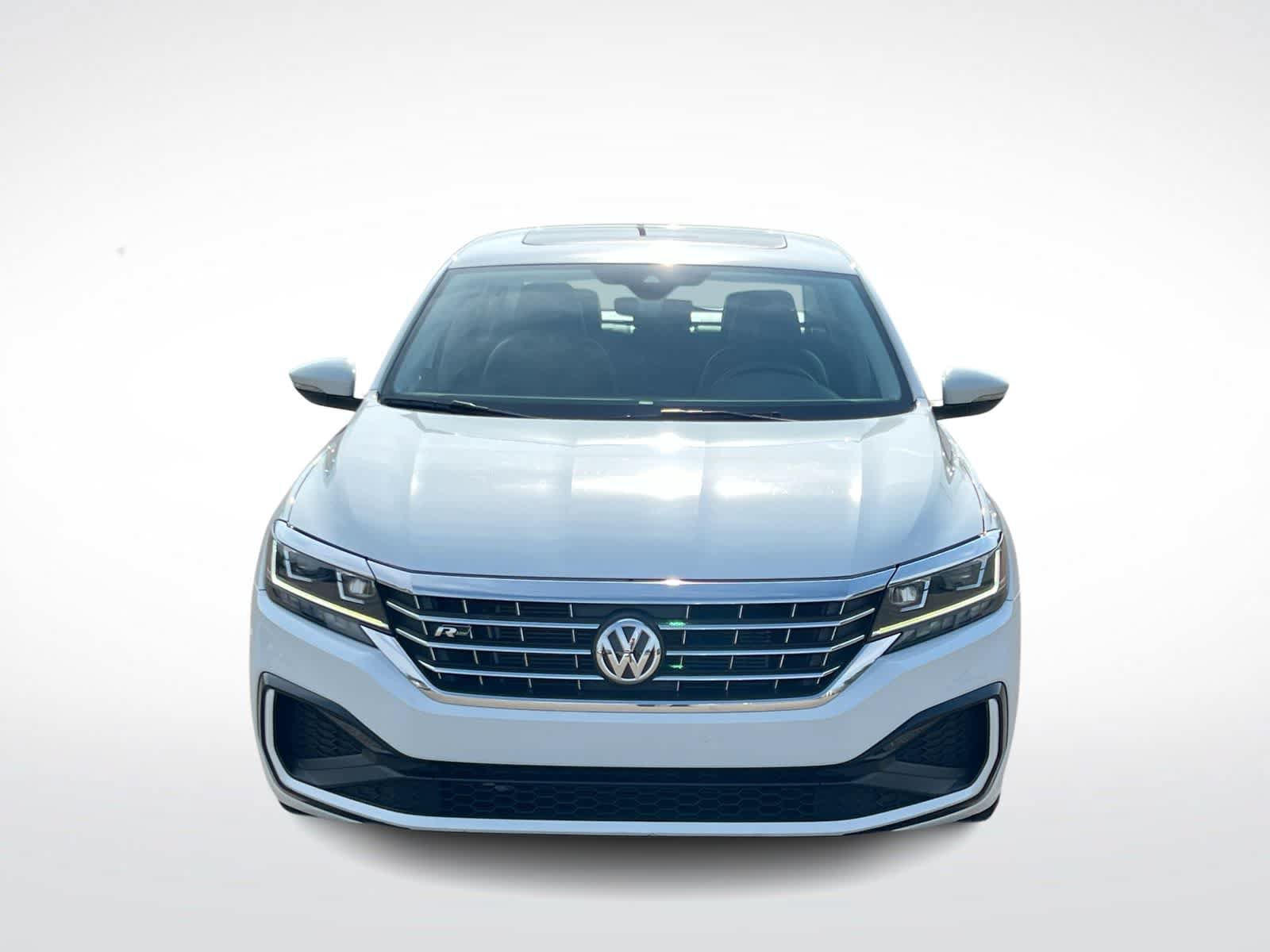Used 2020 Volkswagen Passat 2.0T R-Line FWD image 3