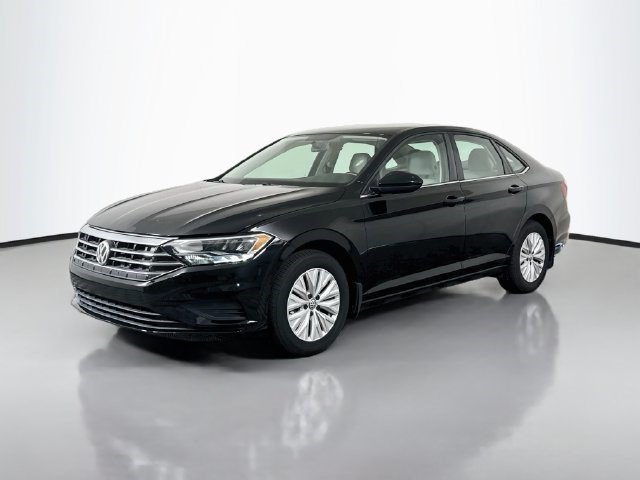 Used 2019 Volkswagen Jetta R-Line FWD image 4