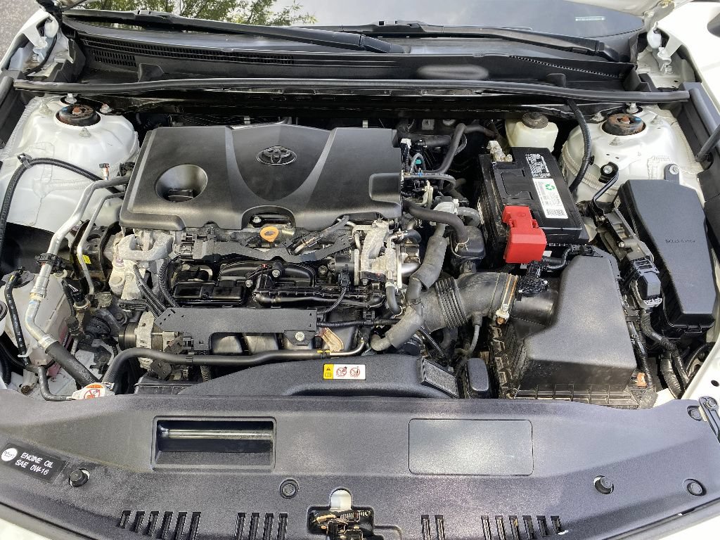 Used 2019 Toyota Camry XSE FWD image 29