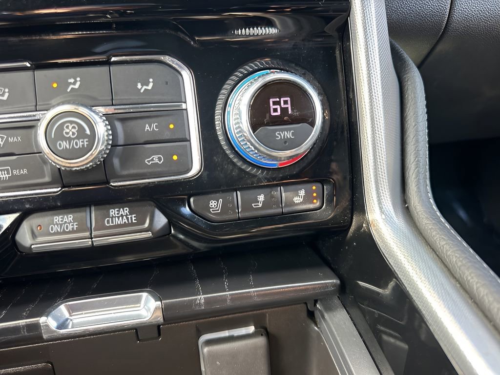 Used 2021 GMC Yukon XL Denali w/ Denali Ultimate Package image 25