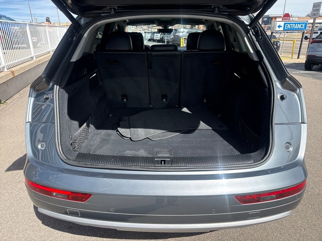 Used 2020 Audi Q5 2.0T Premium AWD/4WD image 23