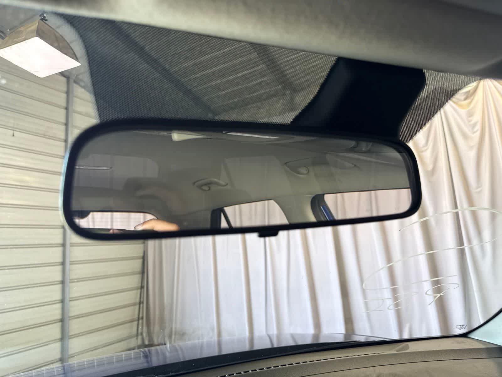 Used 2023 Hyundai Venue Limited FWD image 24