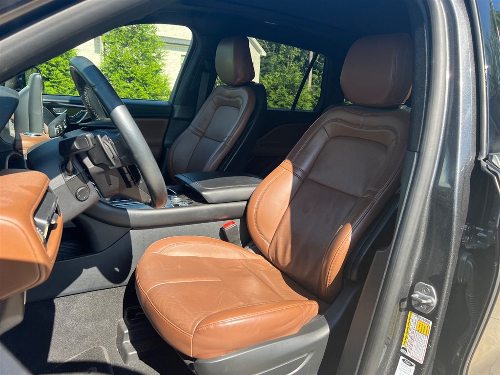 Used 2020 Lincoln Aviator Reserve w/ Equipment Group 201A AWD/4WD image 15