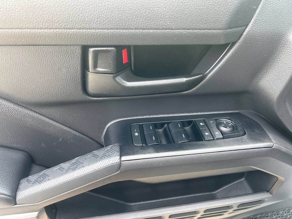 Used 2026 Toyota Tacoma SR5 AWD/4WD image 11