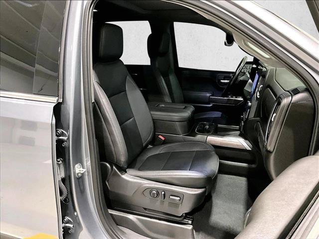 Used 2022 Chevrolet Silverado 1500 LTZ w/ LTZ Premium Package AWD/4WD image 9