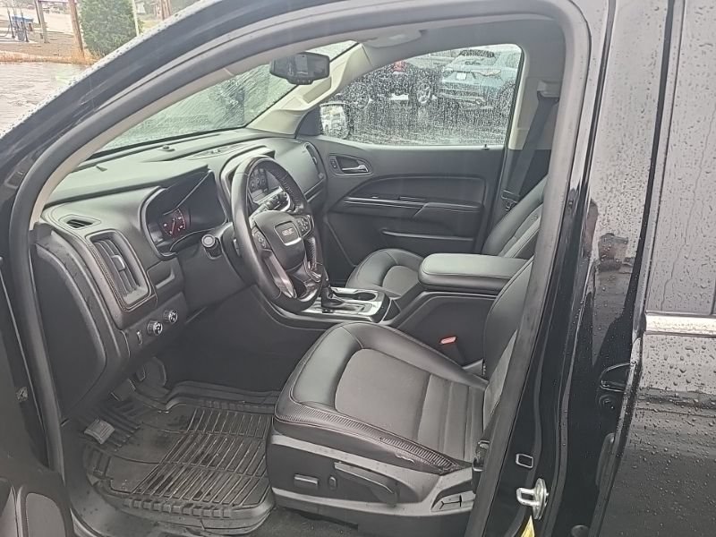 Used 2015 GMC Canyon SLE w/ All-Terrain Package AWD/4WD image 13