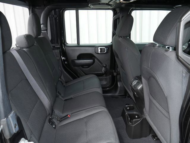 Used 2023 Jeep Gladiator Sport AWD/4WD image 23