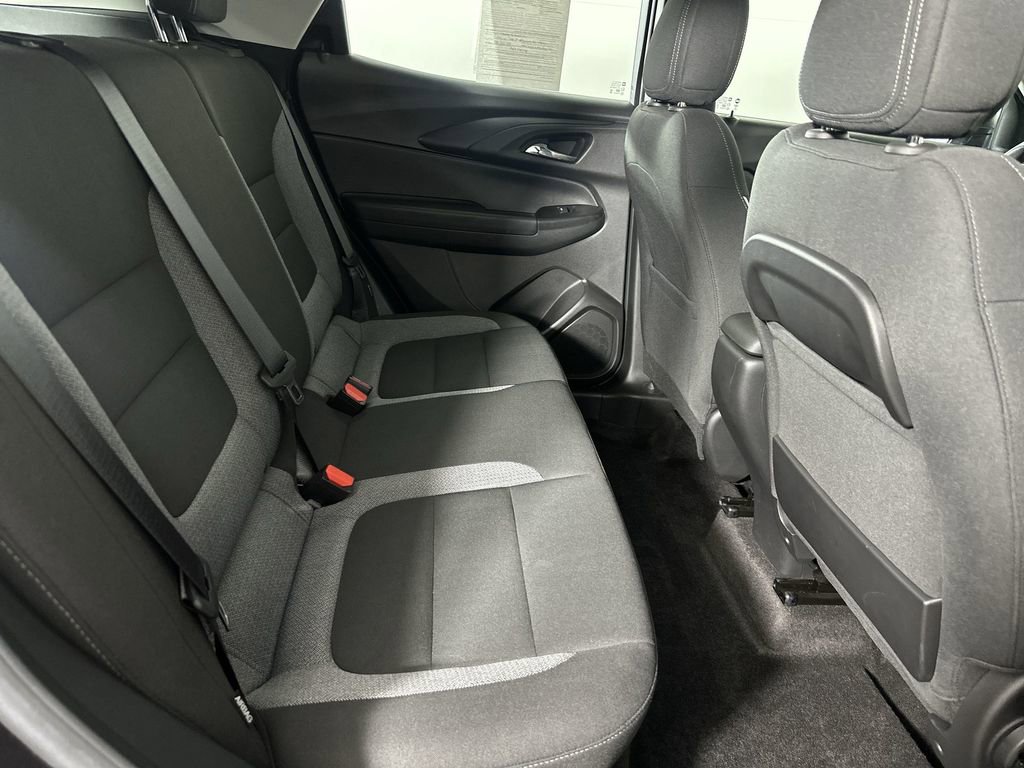 Used 2023 Chevrolet TrailBlazer LS FWD image 26