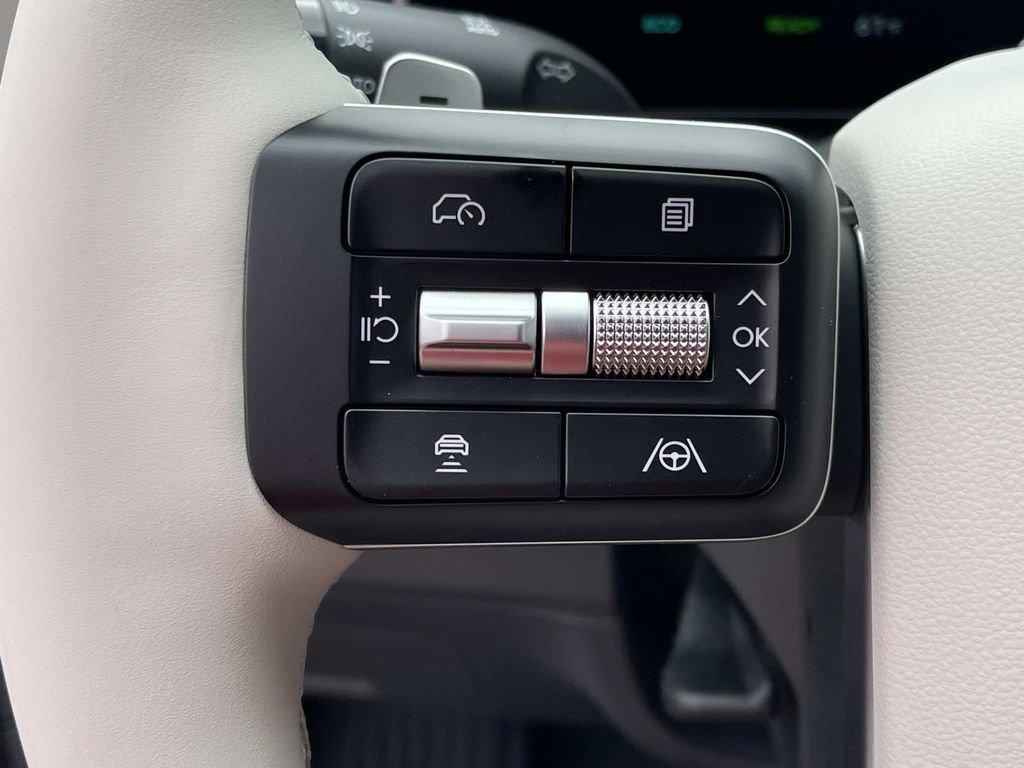 New 2026 Hyundai Santa Fe Limited FWD image 30