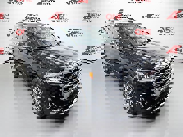 Used 2021 GMC Acadia SLE w/ Driver Convenience Package FWD image 1