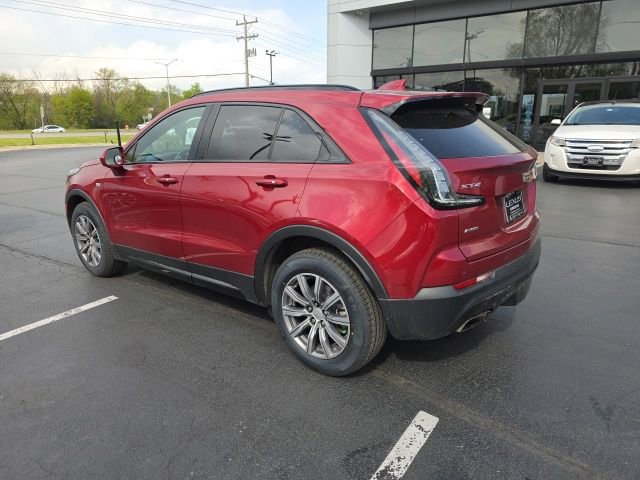 Used 2019 Cadillac XT4 Sport w/ Cold Weather Package AWD/4WD image 10
