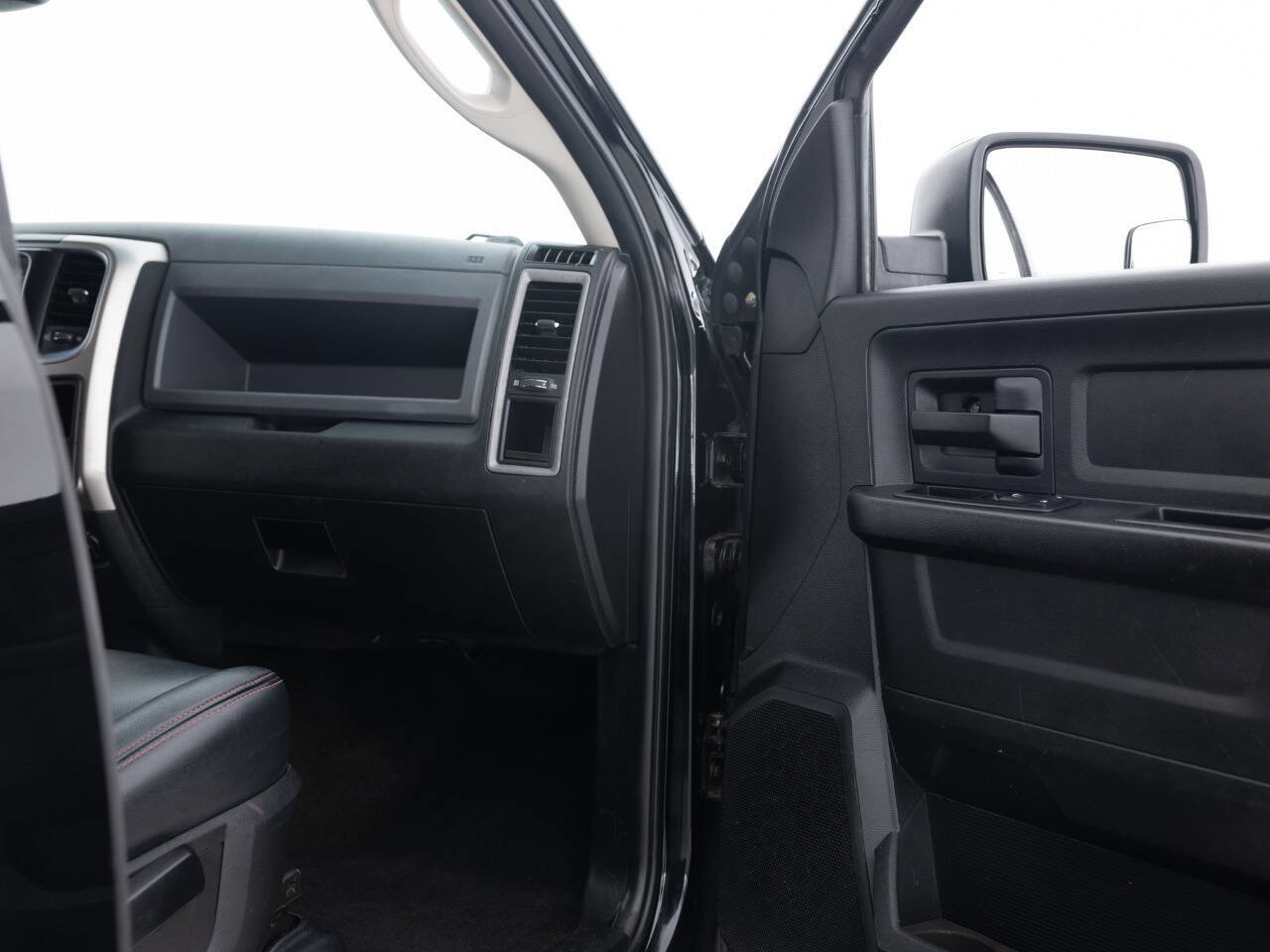 Used 2014 RAM 1500 Tradesman w/ Popular Equipment Group image 32