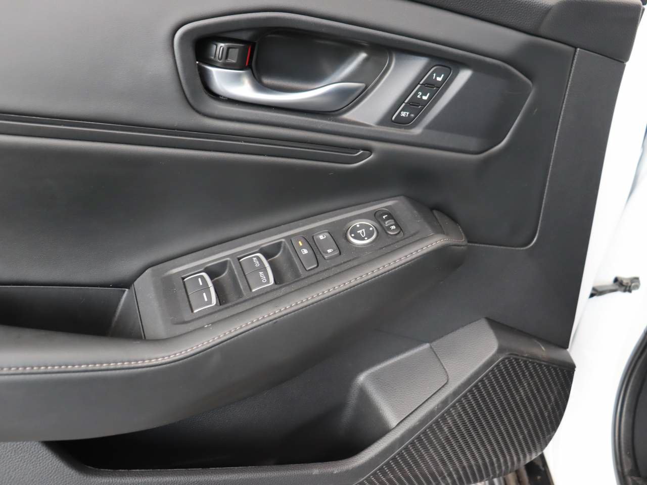 Used 2025 Honda Accord Sport image 14