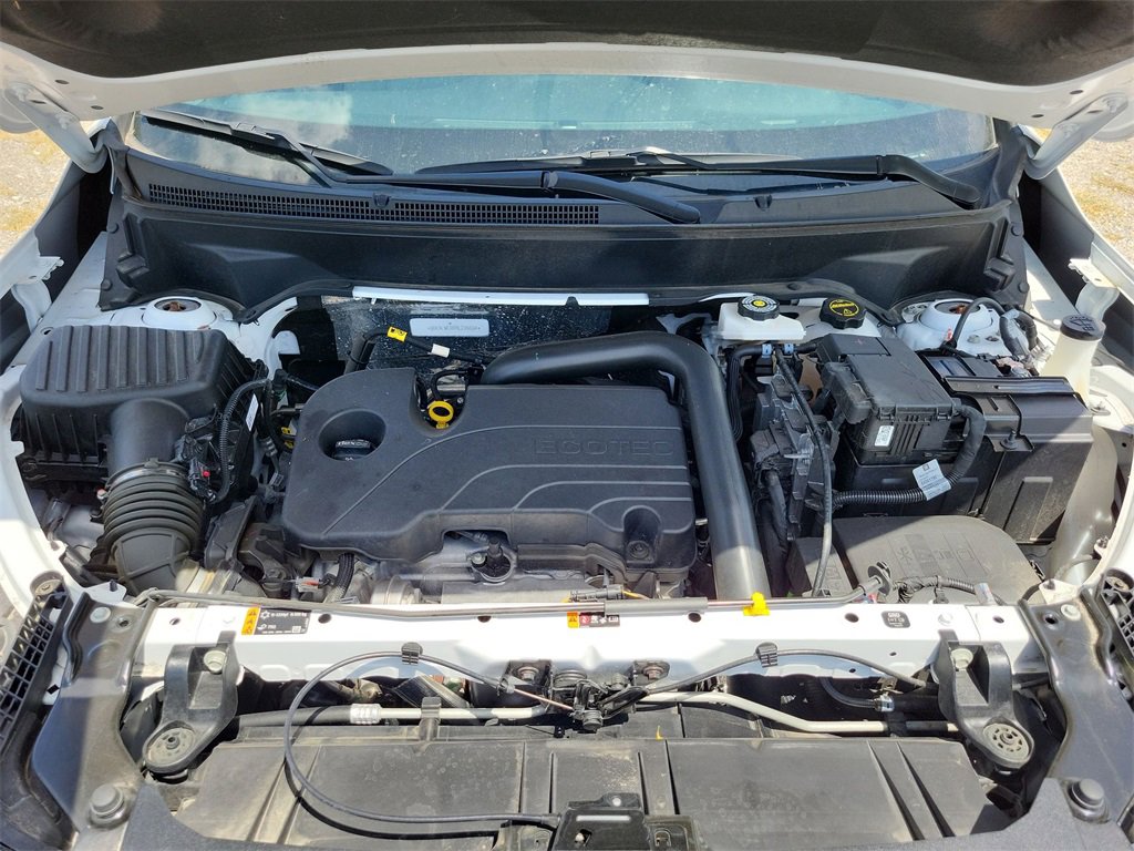 Used 2024 GMC Terrain SLE image 17