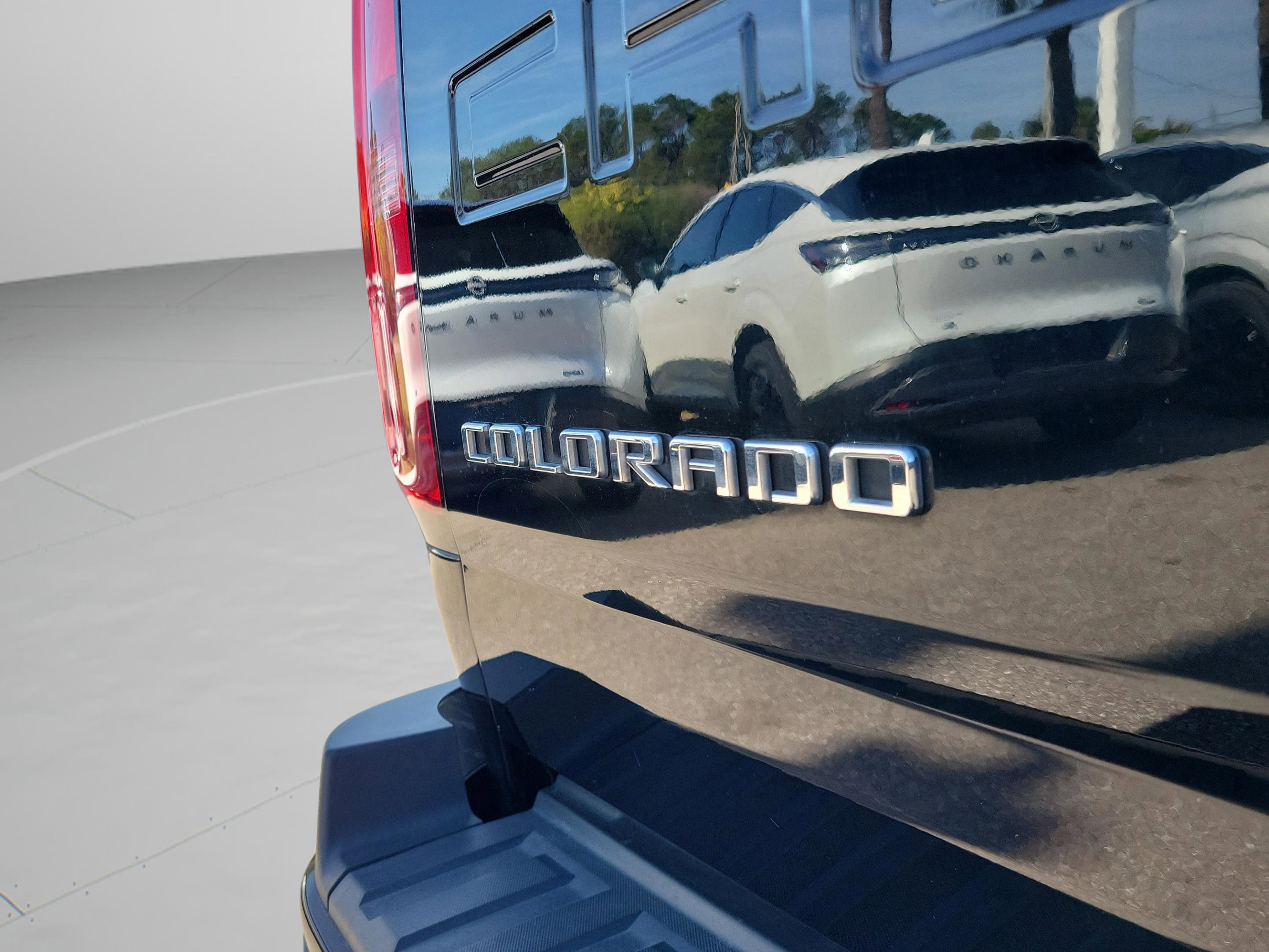 Used 2021 Chevrolet Colorado Z71 w/ Safety Package image 36