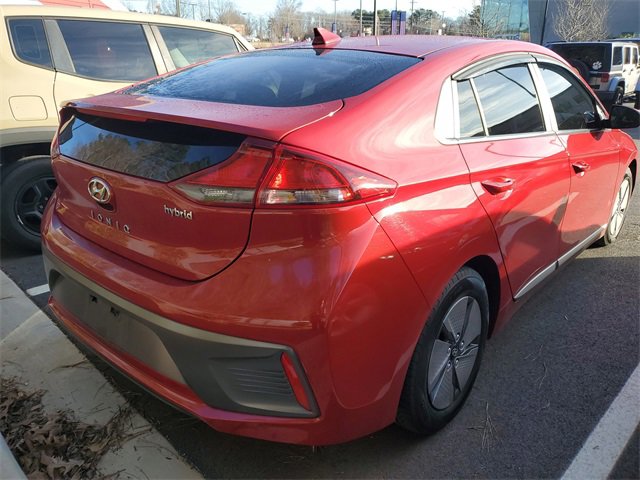 Used 2022 Hyundai Ioniq SE image 4