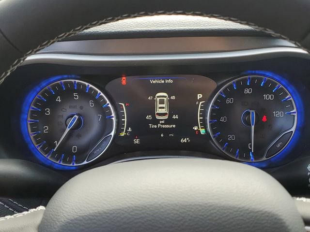 New 2026 Chrysler Pacifica Select image 8