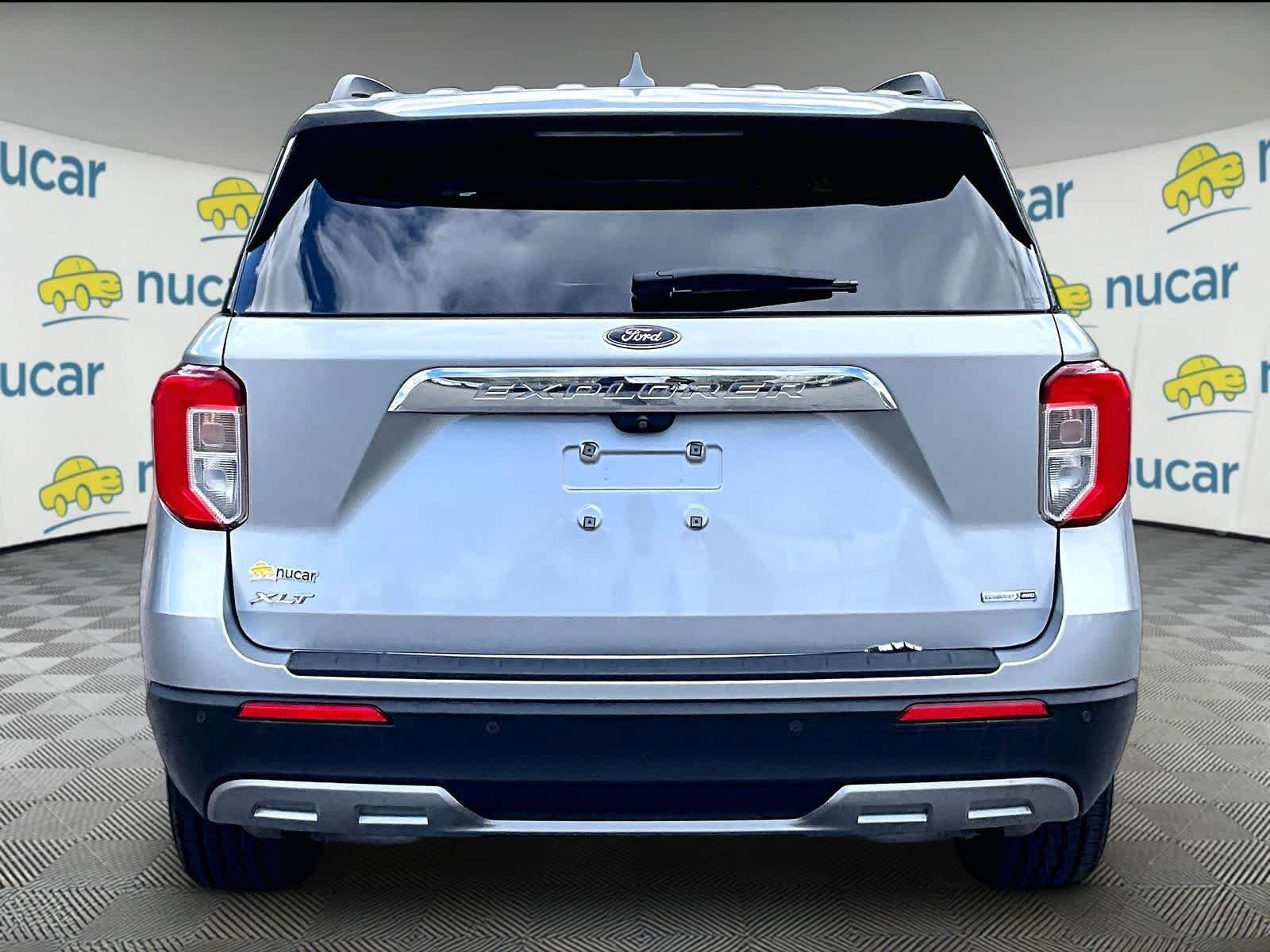 Used 2020 Ford Explorer XLT w/ Equipment Group 202A AWD/4WD image 5