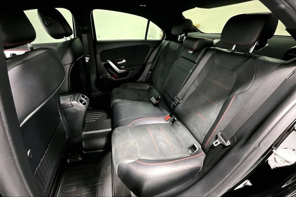 Used 2021 Mercedes-Benz A 35 AMG 4MATIC image 31
