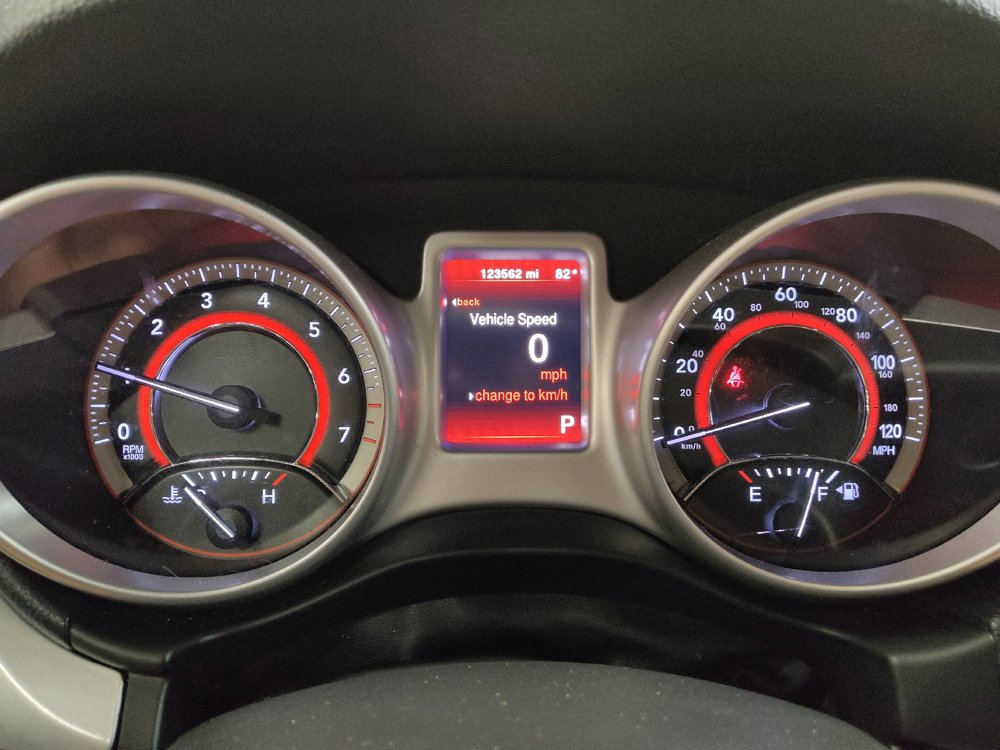 Used 2018 Dodge Journey SE w/ Connectivity Group FWD image 23