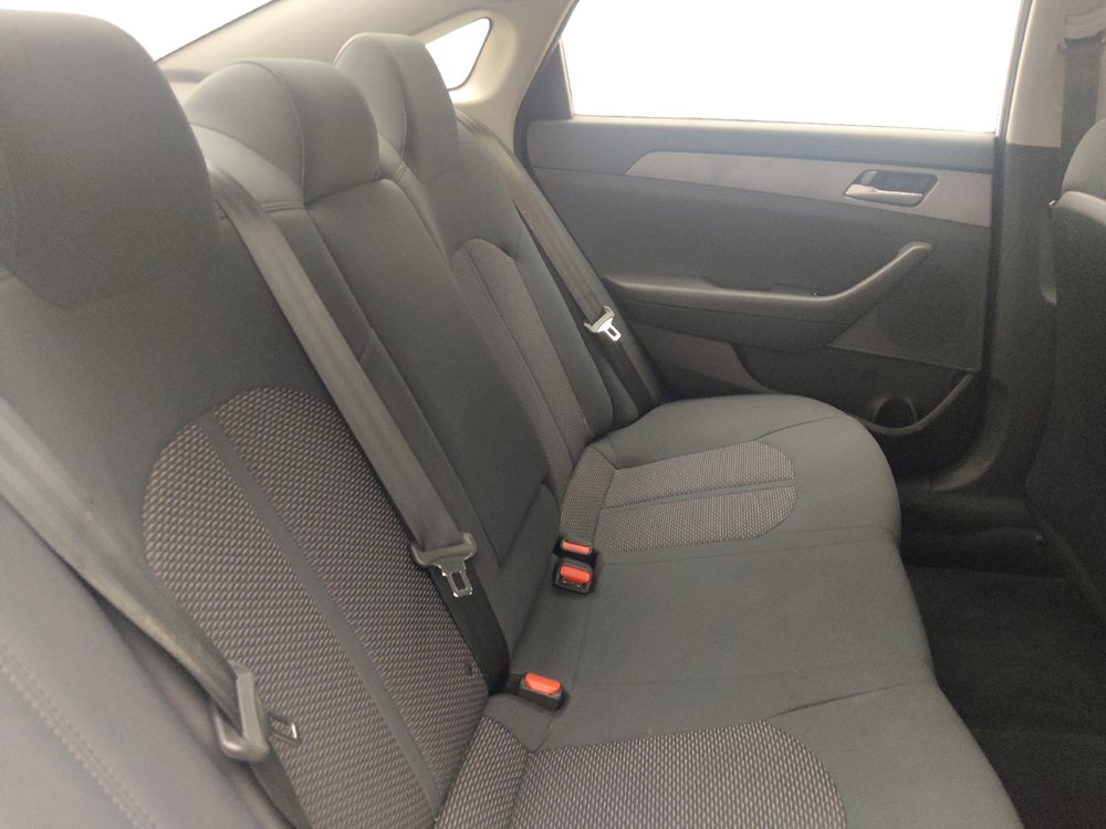 Used 2019 Hyundai Sonata SE FWD image 19