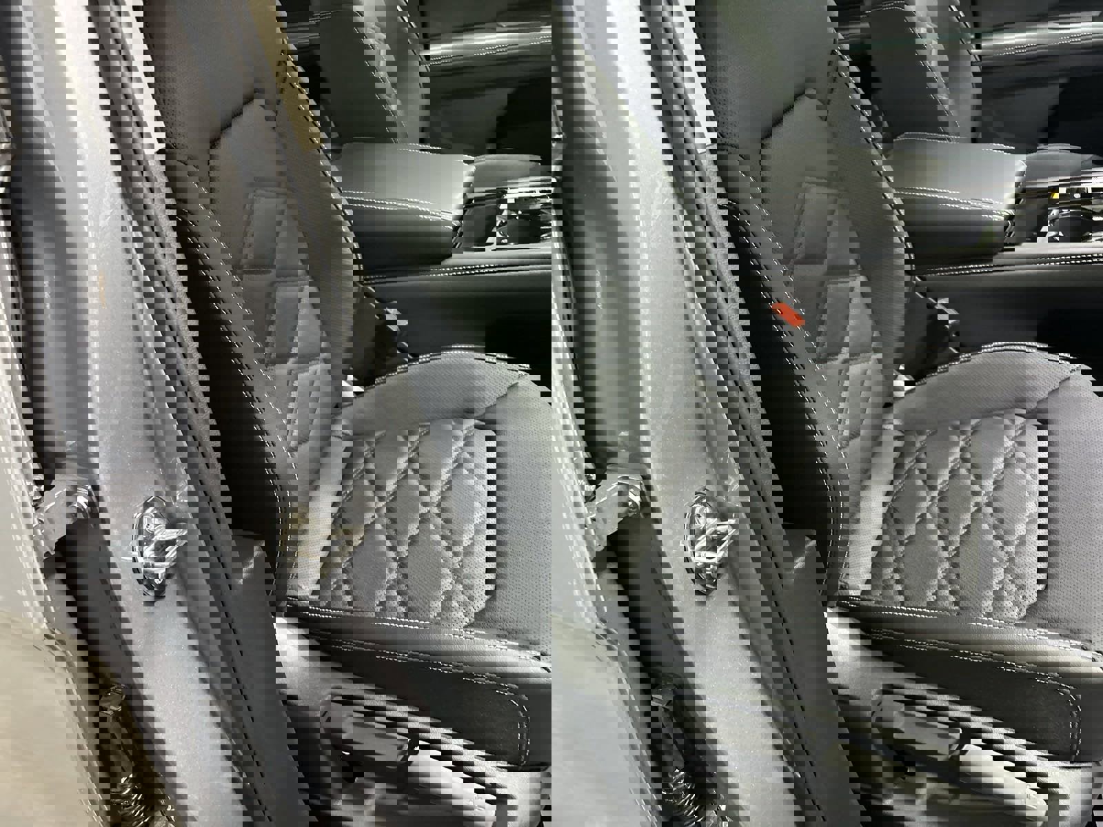 New 2025 Volkswagen Atlas SE image 35