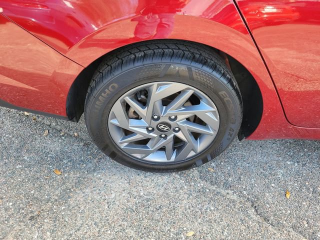 Used 2024 Hyundai Elantra SEL image 7